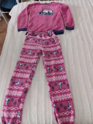 Pijama invierno niña Snoopy Talla 10-12 2 piezas.