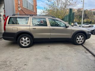 Volvo XC70 2003