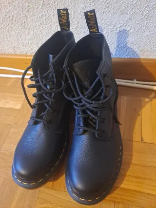 Botas Dr. Martens Negras Piel