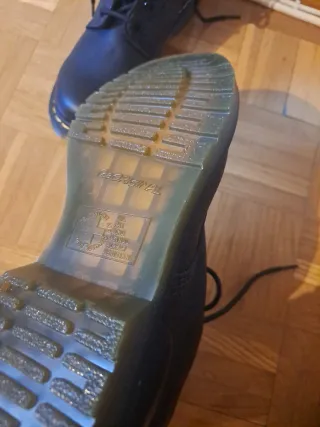 Botas Dr. Martens Negras Piel