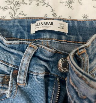 Pantalón vaquero campana azul