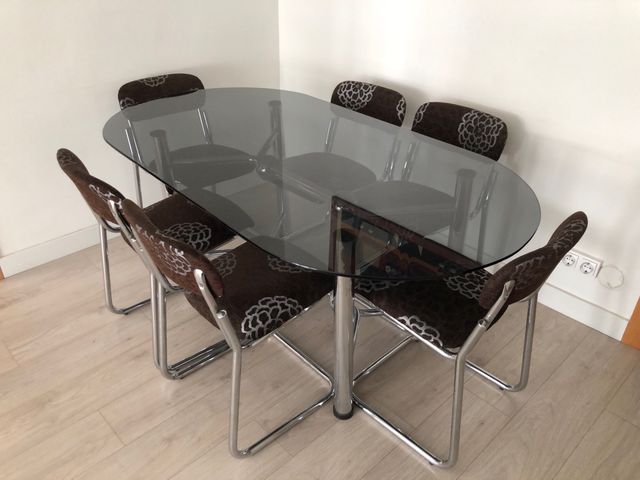Mesa de comedor cristal y metal
