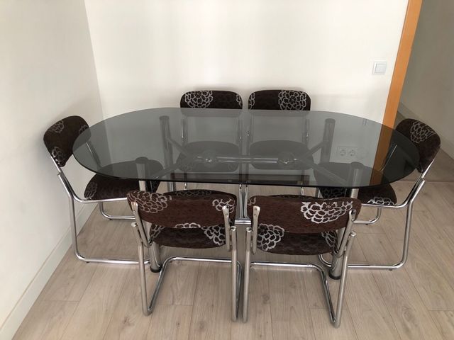 Mesa de comedor cristal y metal