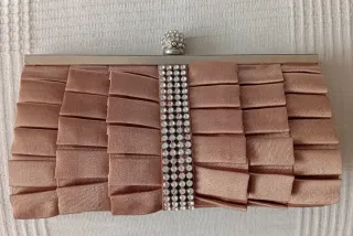 Bolso de fiesta beige con pedrería