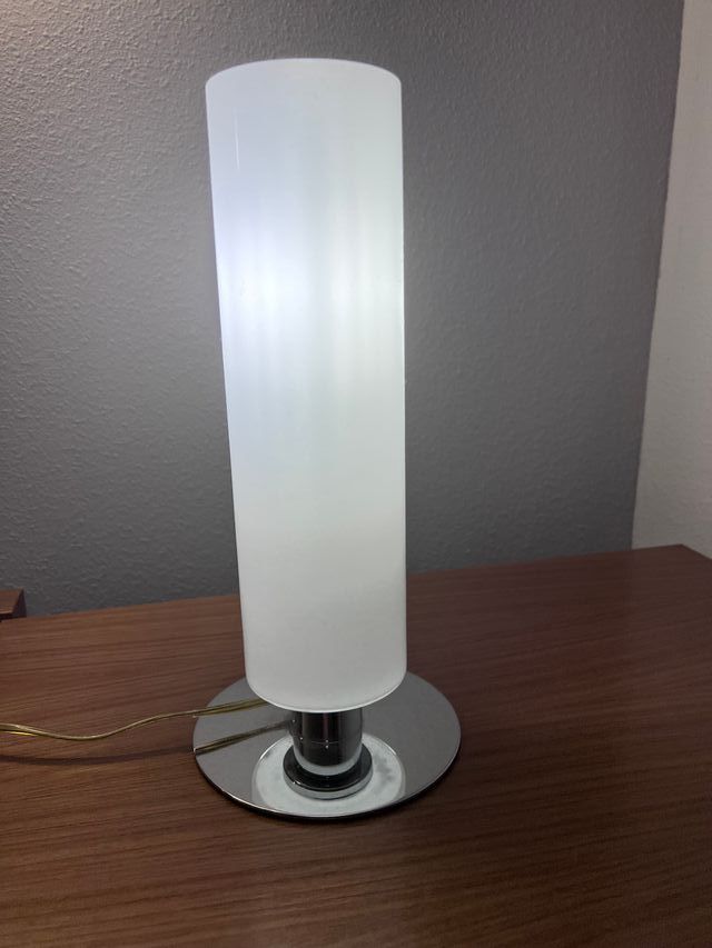 Aplique de pared y lámpara mesilla