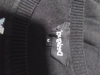 Camiseta Desigual Estrellas y Raíces