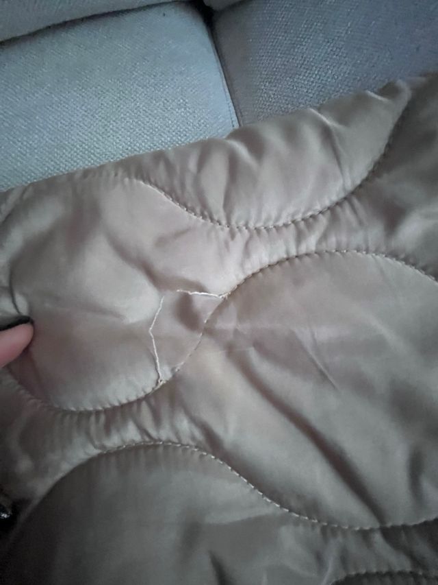 Abrigo largo acolchado beige