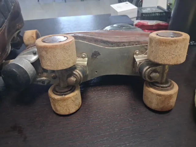 Patines Antiguos Tradicionales con mas de 100 años