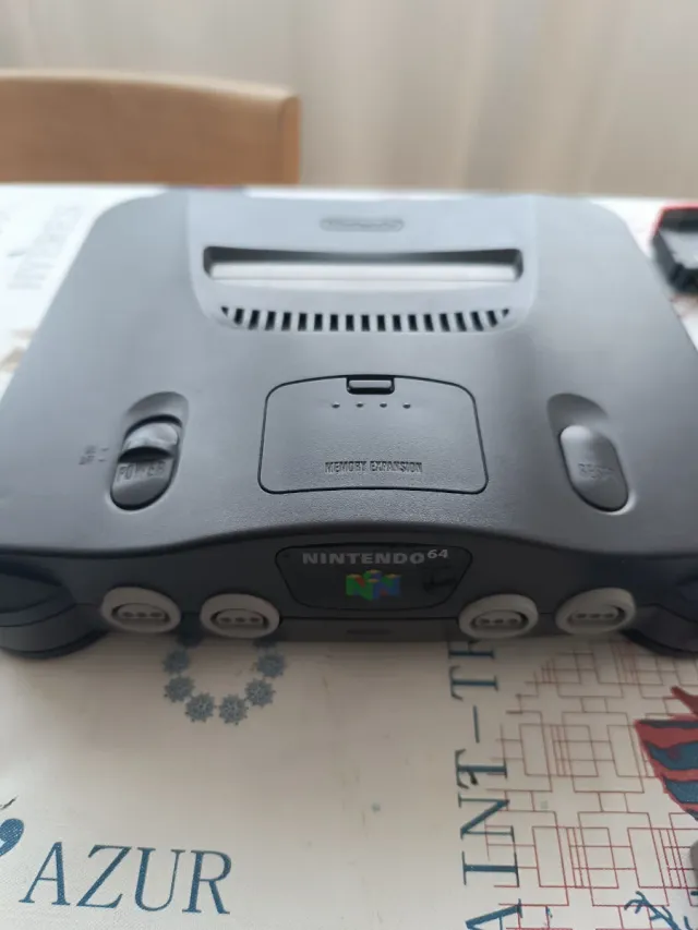 Nintendo 64 + 2 Comandi + Giochi + Exp