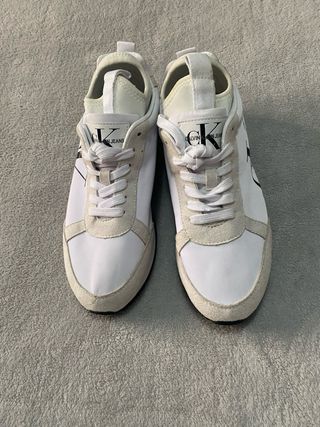 Tenis Calvin Klein Jeans Beige y Blanco