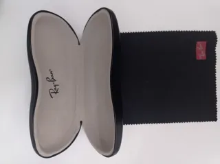 Funda de gafas negra Rayban