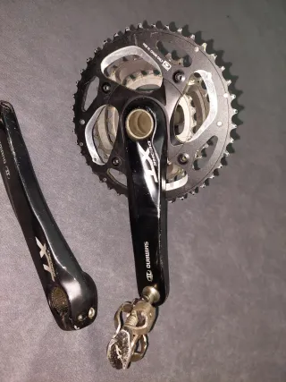 Bielas y pedales  Shimano XT FC-M780