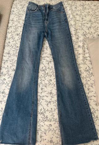 Pantalón vaquero campana azul