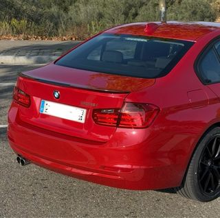 Parachoques y taloneras originales BMW F30