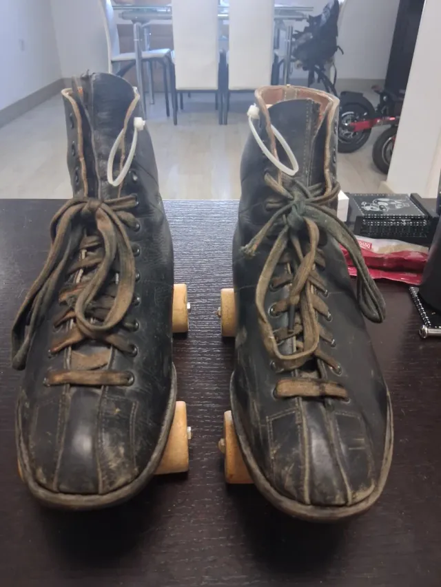 Patines Antiguos Tradicionales Cuero