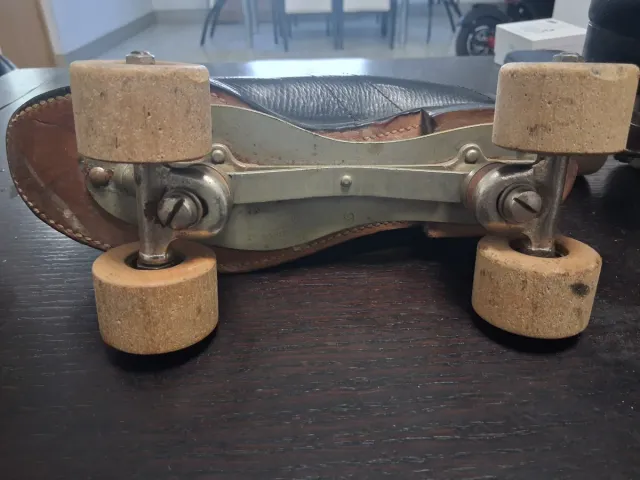 Patines Antiguos Tradicionales Cuero