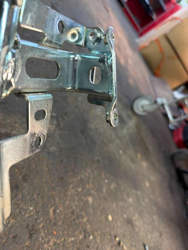 Araña Carenado Yamaha TMAX 560 2023