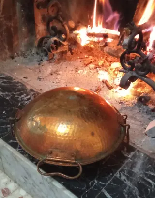 Brasero antiguo cobre y latón