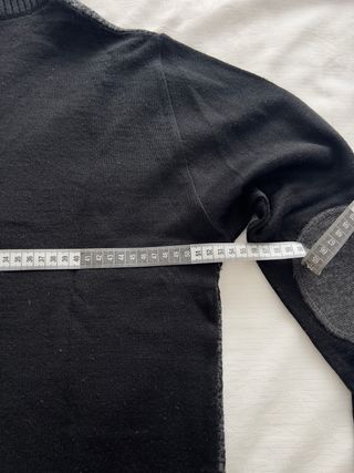 Jersey hombre cuello alto botones