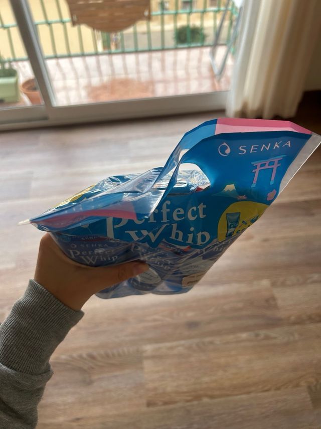 Senka Perfect Whip Limpiador Facial