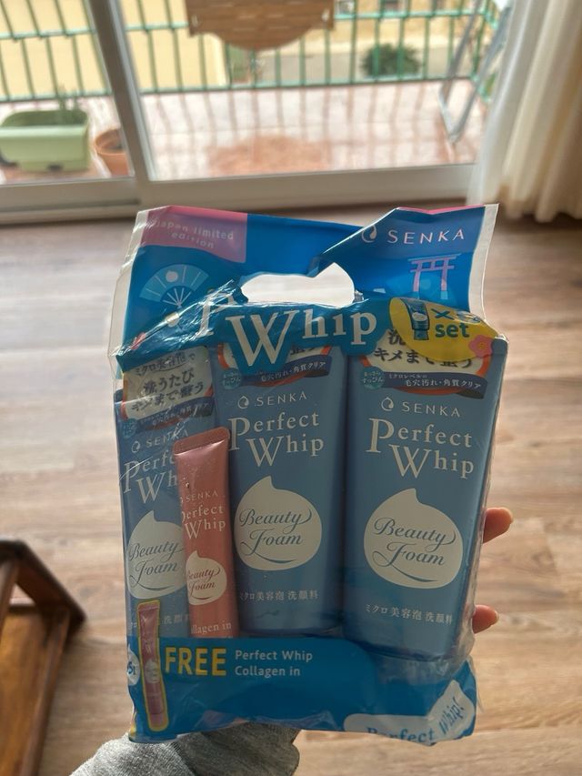 Senka Perfect Whip Limpiador Facial