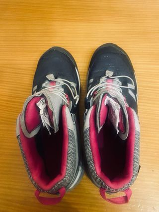 Botas montaña niña Quechua waterproof