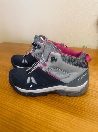 Botas montaña niña Quechua waterproof