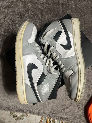 Scarpe Jordan 1 Mid Grigio Bianco