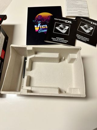 Nintendo DS Caja + Metroid Prime Demo