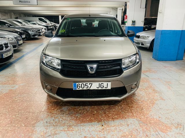 Dacia Sandero 2015