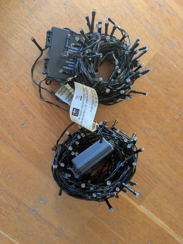 Luces de navidad para exterior.Mide de largo 11m