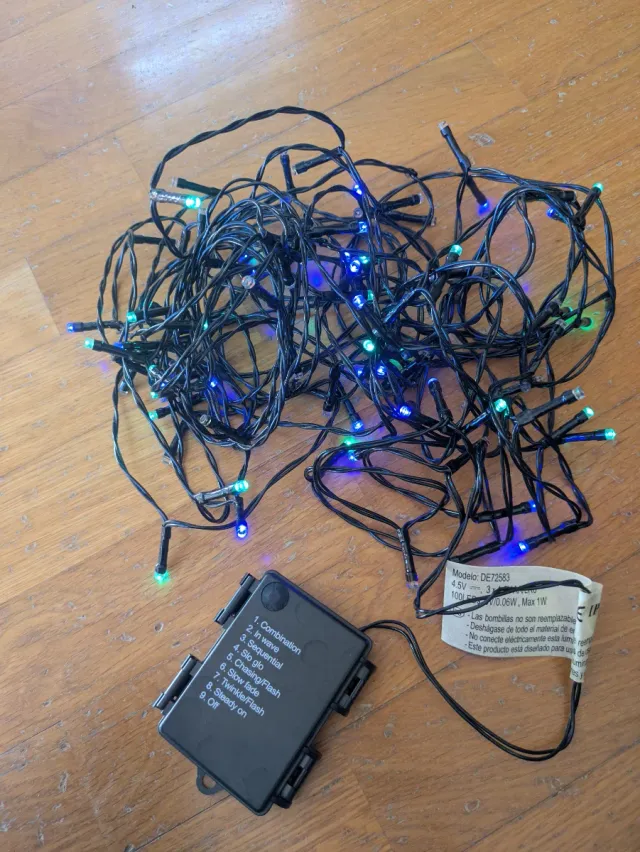 Luces de navidad para exterior.Mide de largo 11m