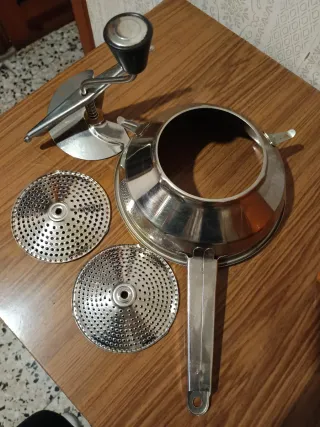 Lote Cafetera Italiana Aluminio y Pasapuré