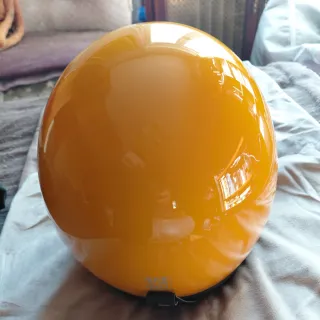 Casco de moto amarillo talla S