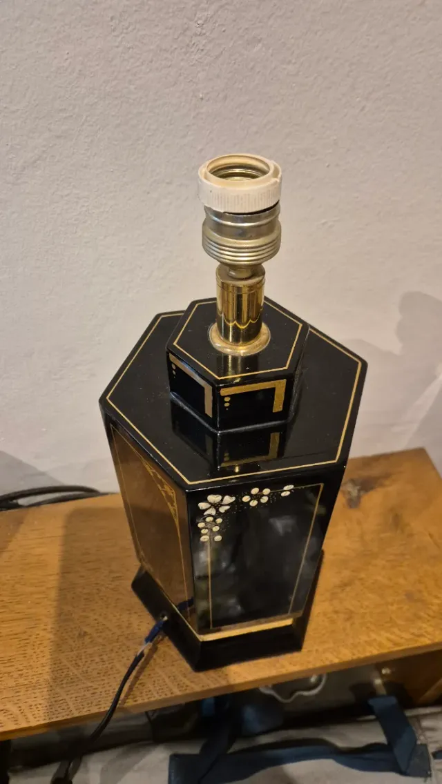 Lampada esagonale laccata dipinta a mano