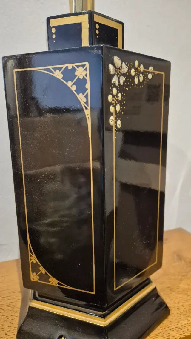 Lampada esagonale laccata dipinta a mano