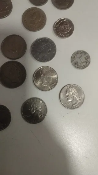 Lote de monedas variadas