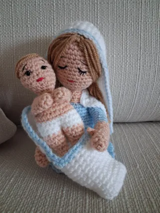 Madonnina con bambino amigurumi