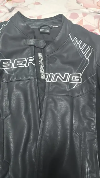 Chaqueta de cuero para moto