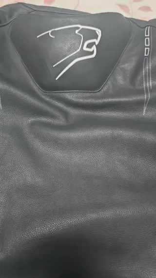 Chaqueta de cuero para moto