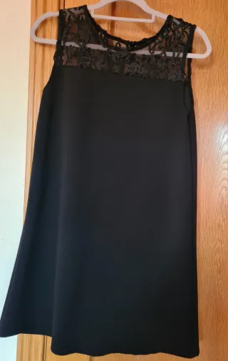 Vestido Negro Corto Encaje
