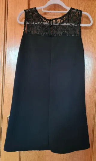Vestido Negro Corto Encaje