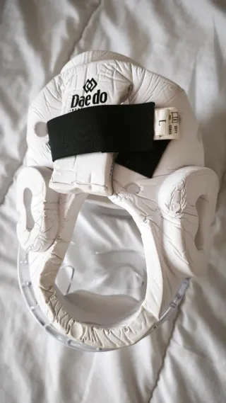 Casco Karate Kumite Homologado Talla L