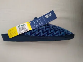 Talla 41. Zapatillas - Pantuflas. NORDIKAS (Mujer)