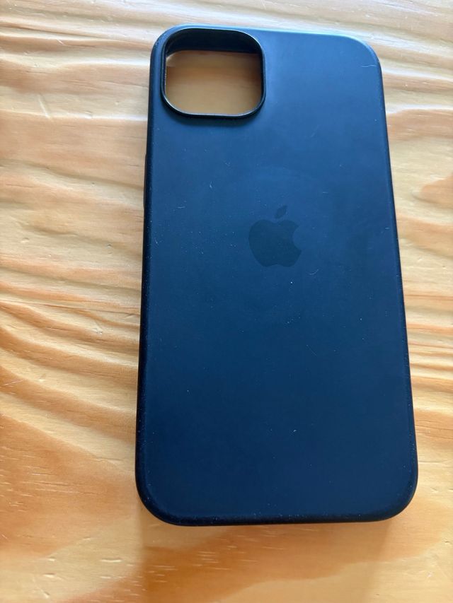 Custodia Apple MagSafe nera per iPhone 13