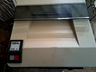 Destructora de documentos industrial.