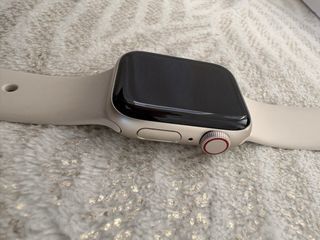 Apple Watch SE (Gen2) 40mm Starlight