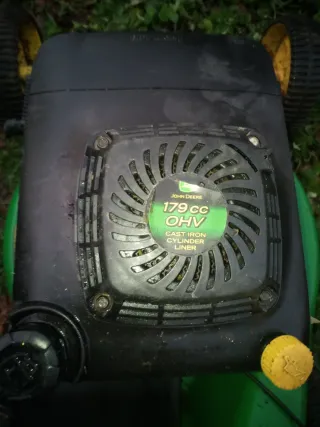 Cortacésped John Deere JX75