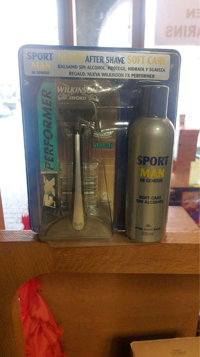 productos de drogueria y cuchillas de afeitar