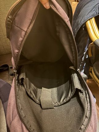 Mochila Puma azul oscuro en buen estado